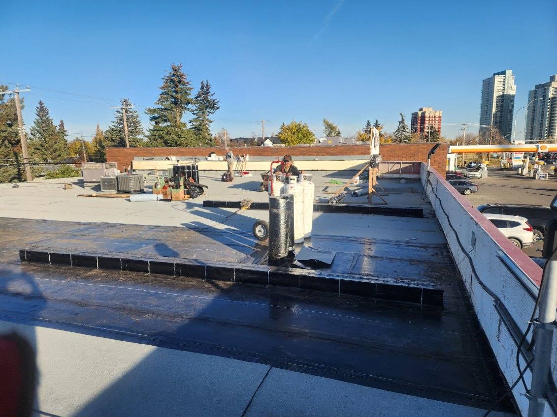 Finished parapet detail on a commercial roof near downtown Calgary